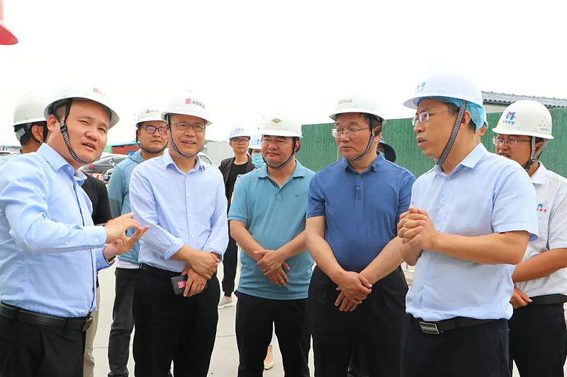 加快提升秦創(chuàng)原生態(tài)科創(chuàng)島項目及周邊環(huán)境品質(zhì)